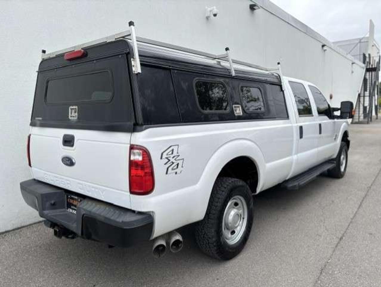 2014 Ford F-250 XL 4X4 6.7L POWER STROKE DIESEL LONG BOX CREW CAB Photo