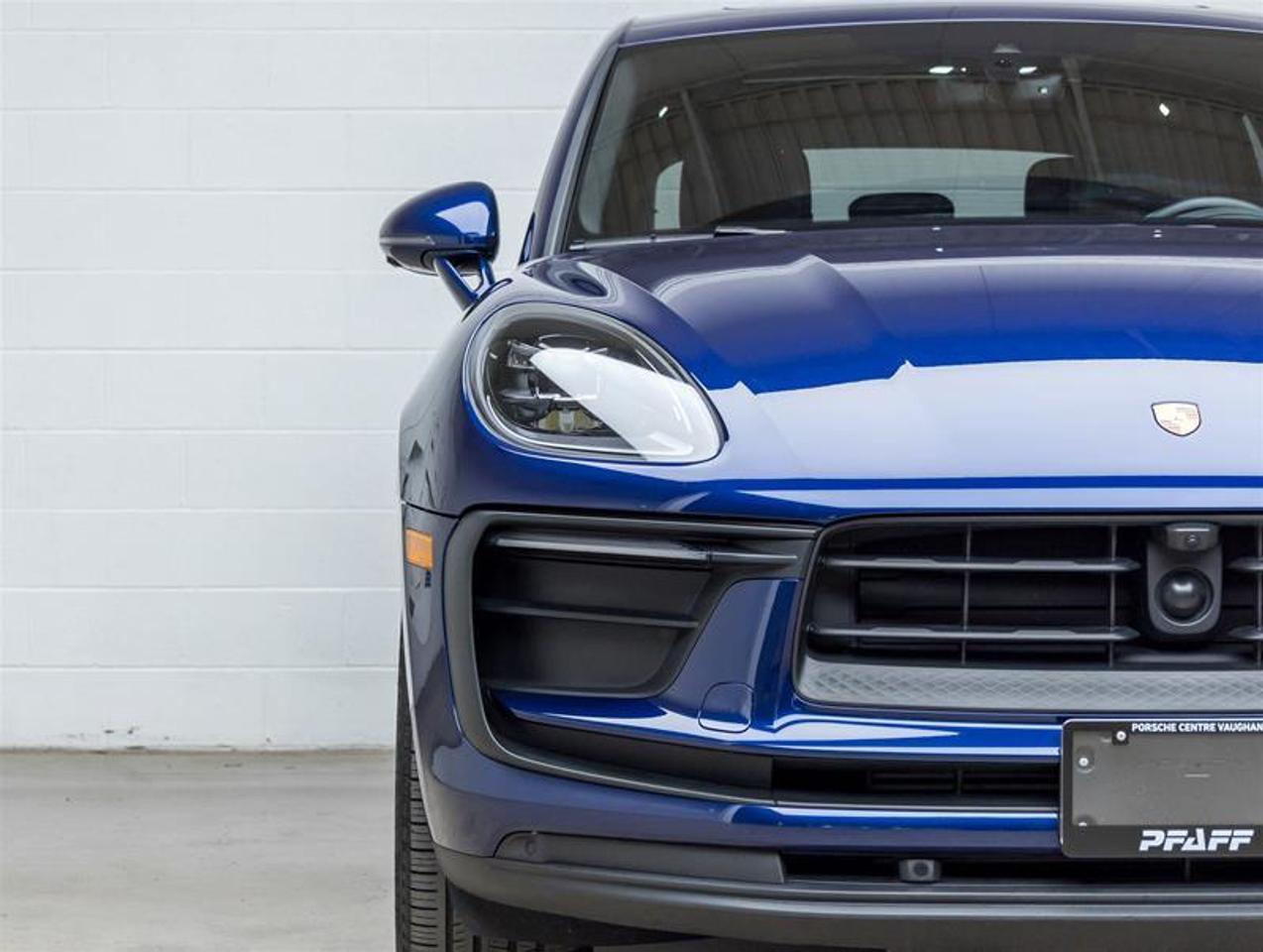 2024 Porsche Macan  Photo