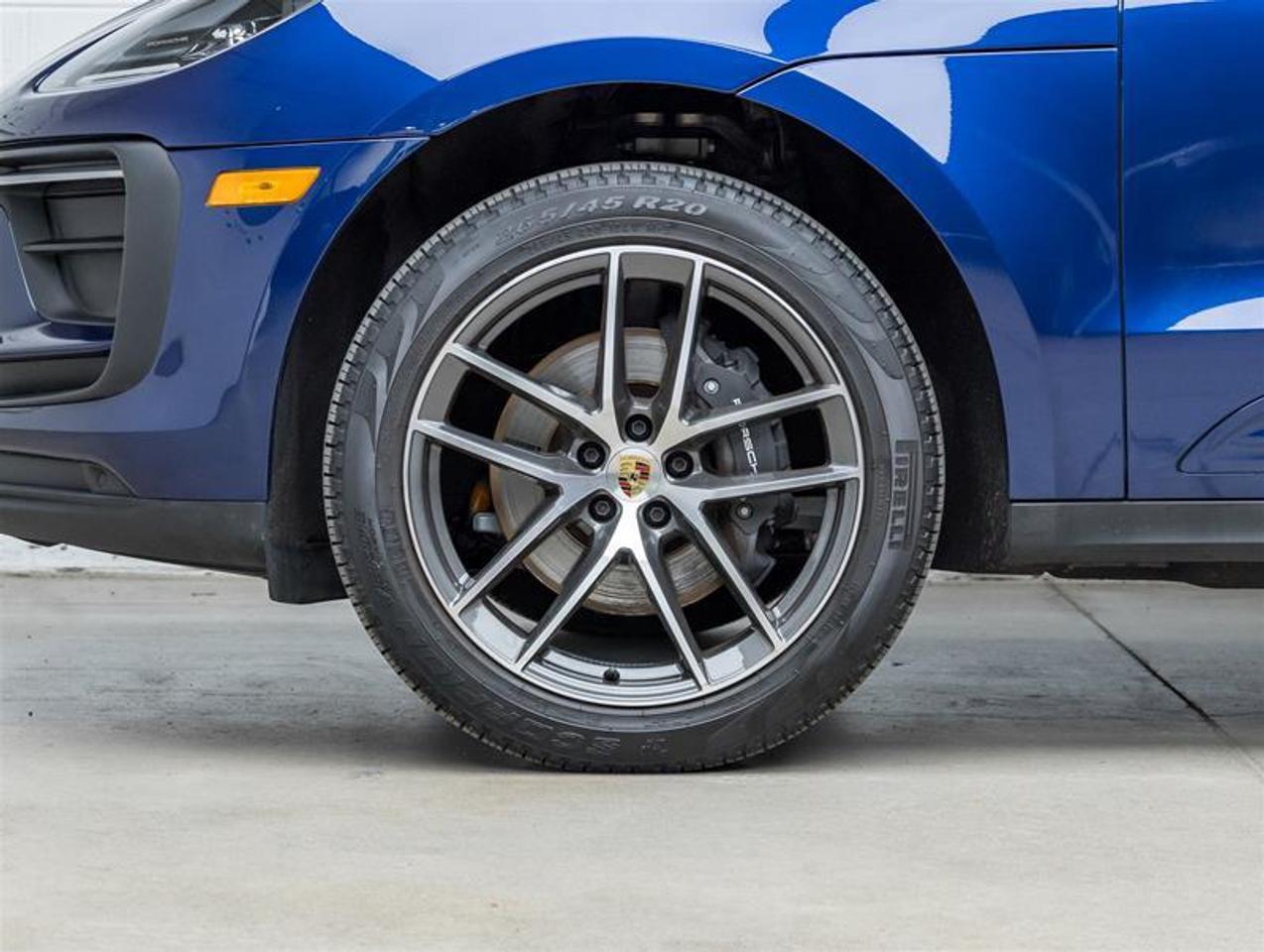 2024 Porsche Macan  Photo