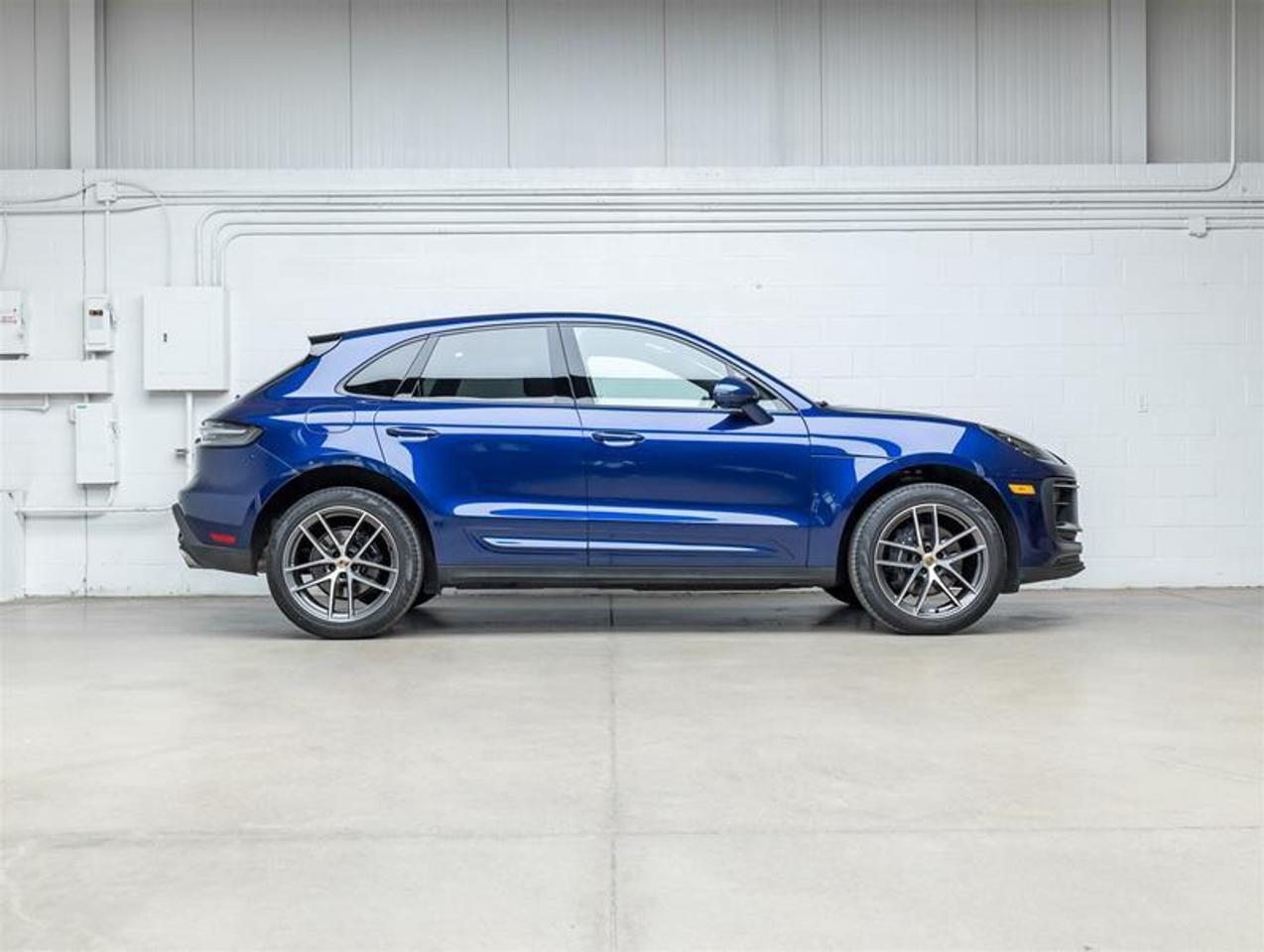 2024 Porsche Macan  Photo