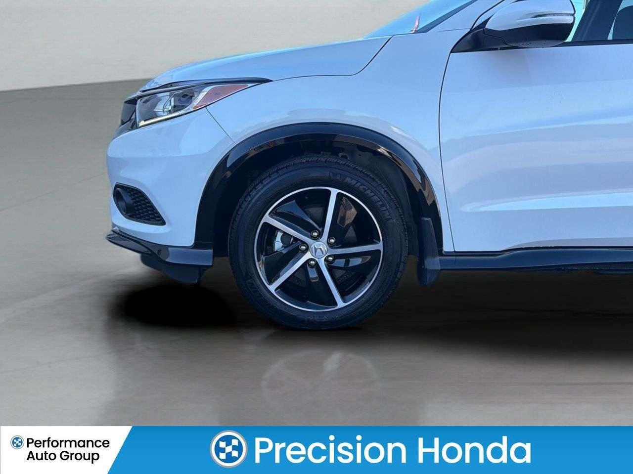 2022 Honda HR-V Sport CarPlay Rear Cam Sunroof Heated Seats Photo