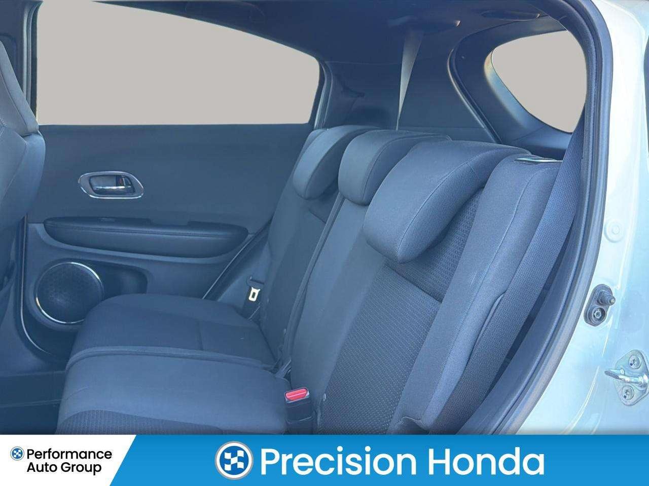 2022 Honda HR-V Sport CarPlay Rear Cam Sunroof Heated Seats Photo