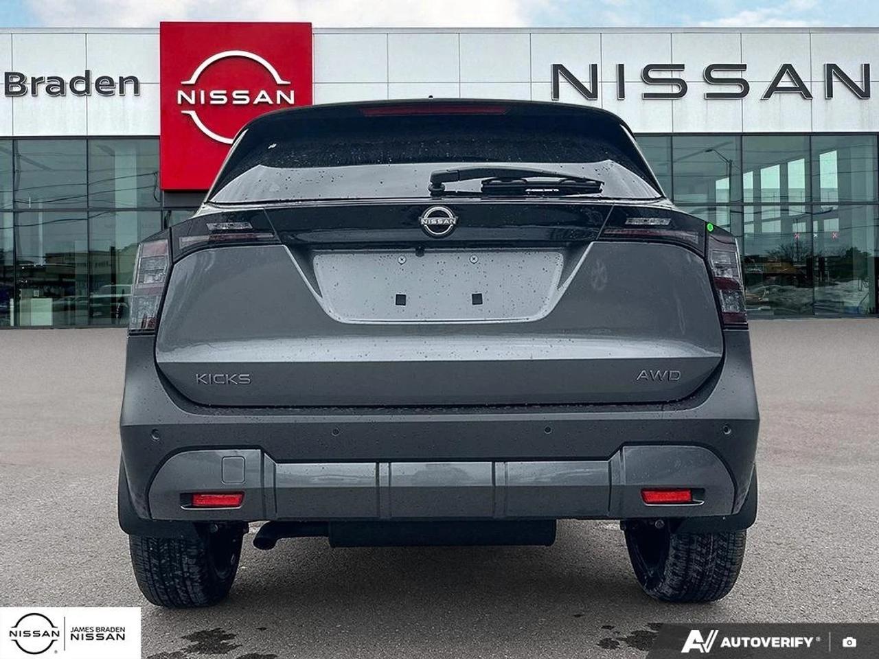 2027 Nissan Kicks SR Premium AWD Photo