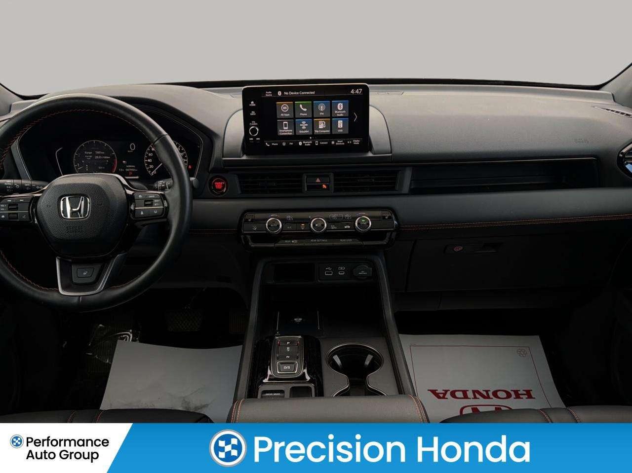 2025 Honda Pilot TrailSport Sunroof CarPlay  Leather 8Pass Photo