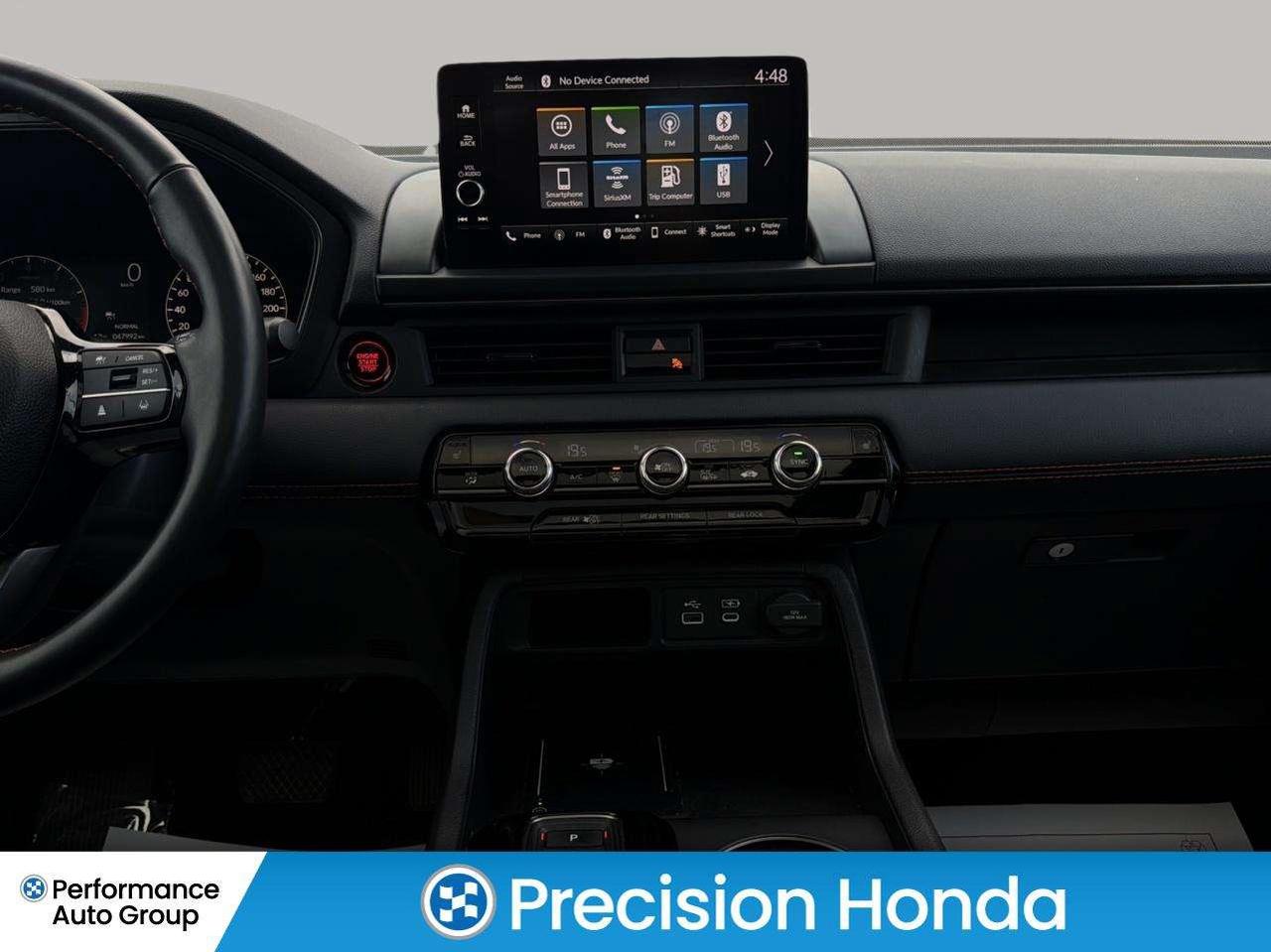 2025 Honda Pilot TrailSport Sunroof CarPlay  Leather 8Pass Photo