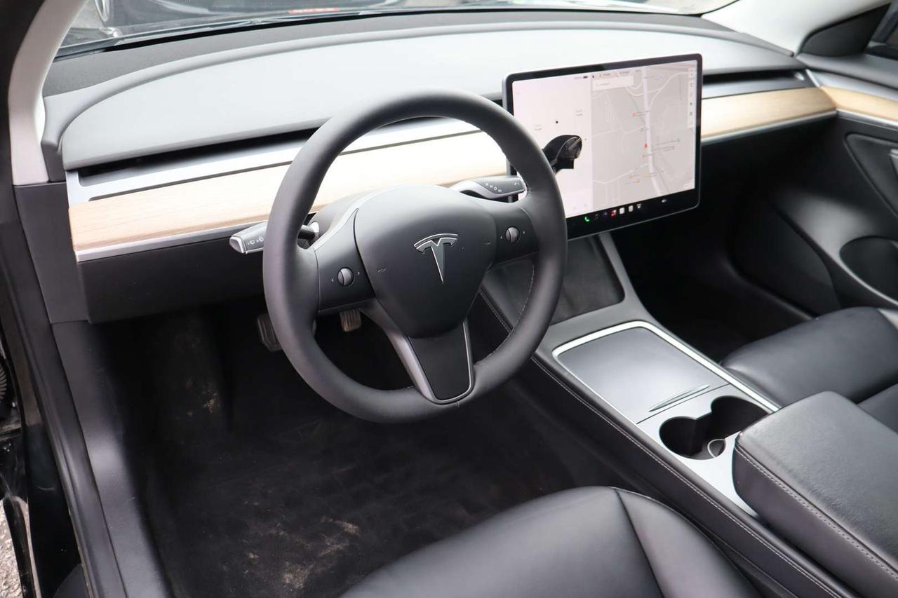 2022 Tesla Model 3 Standard Range Plus   No Accident   Clean Carfax Photo