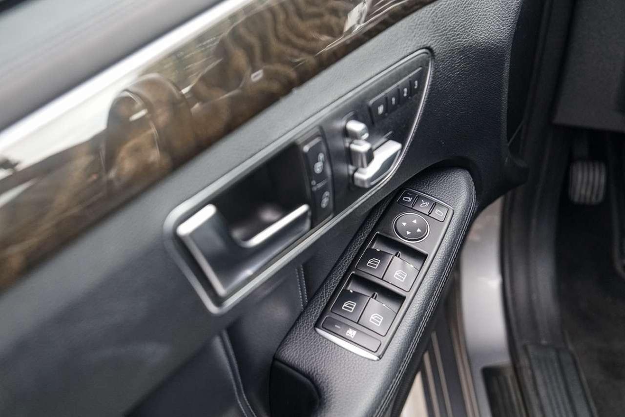 2014 Mercedes-Benz E-Class 4DR SDN E 550 4MATIC Photo