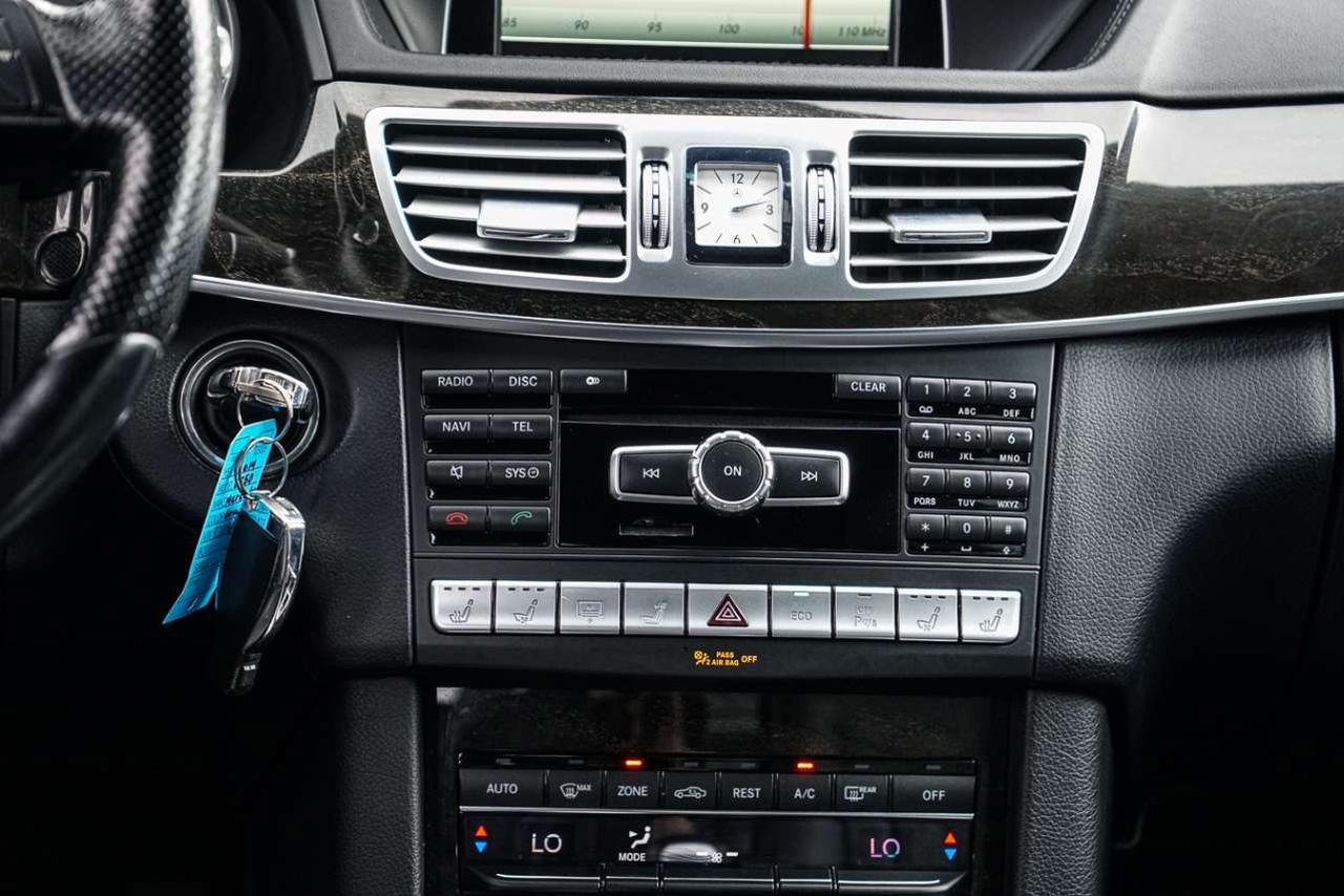 2014 Mercedes-Benz E-Class 4DR SDN E 550 4MATIC Photo