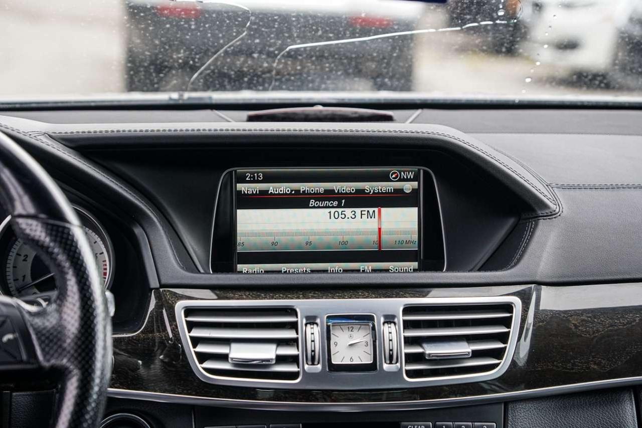 2014 Mercedes-Benz E-Class 4DR SDN E 550 4MATIC Photo