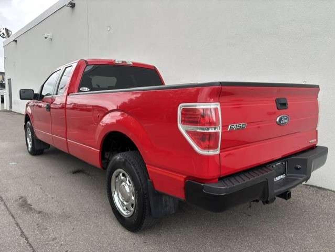 2011 Ford F-150 XL V8 5.0L SUPER CAB LONG BOX HEAVY DUTY PAYLOAD Photo