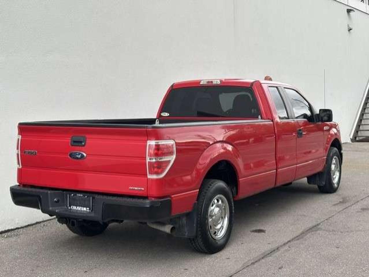 2011 Ford F-150 XL V8 5.0L SUPER CAB LONG BOX HEAVY DUTY PAYLOAD Photo