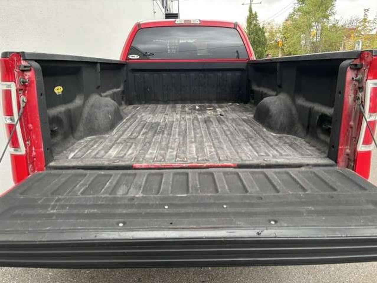 2011 Ford F-150 XL V8 5.0L SUPER CAB LONG BOX HEAVY DUTY PAYLOAD Photo