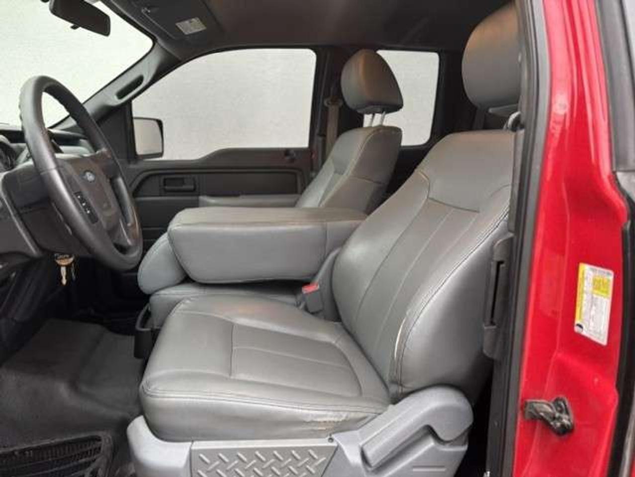 2011 Ford F-150 XL V8 5.0L SUPER CAB LONG BOX HEAVY DUTY PAYLOAD Photo