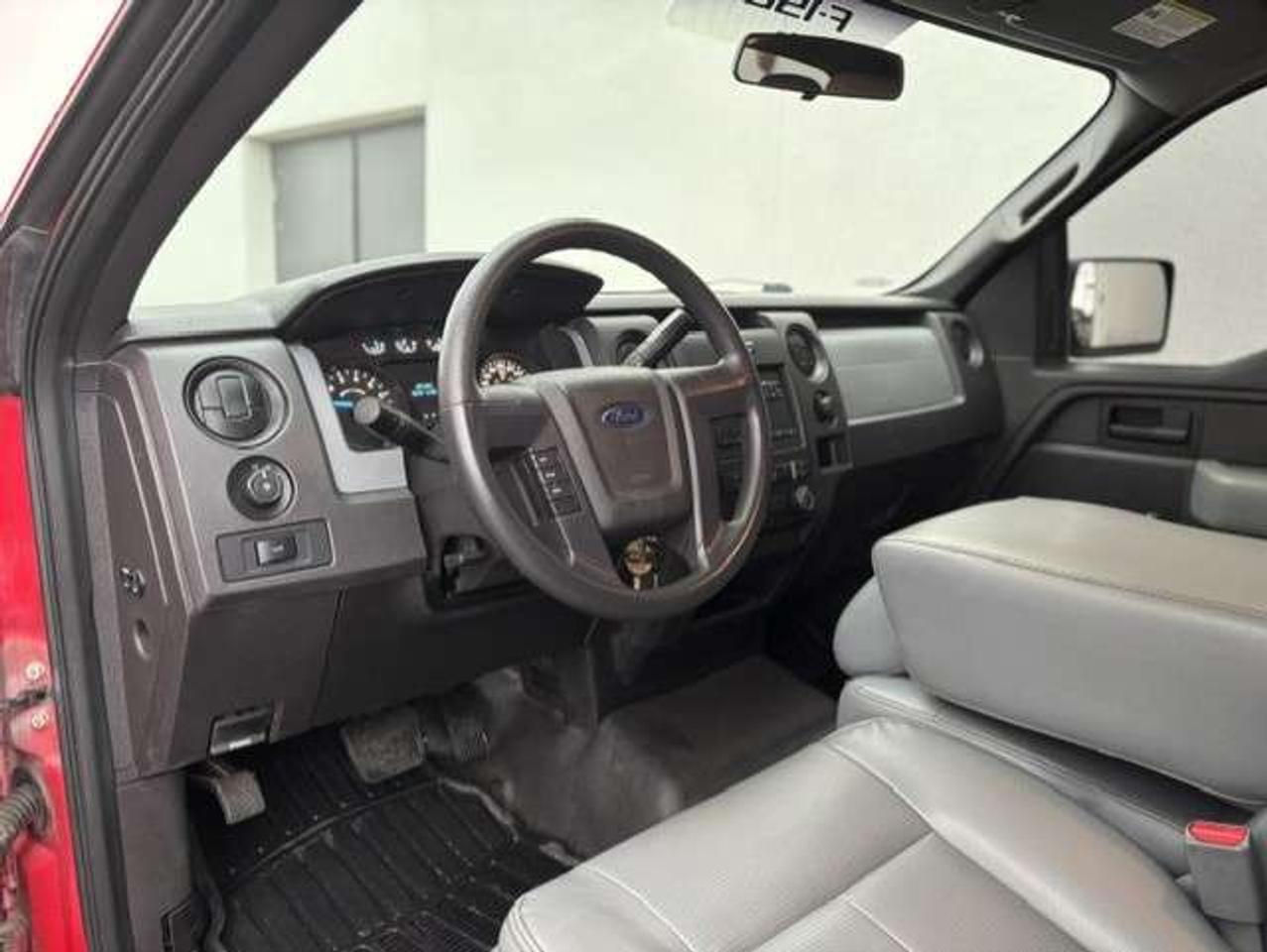 2011 Ford F-150 XL V8 5.0L SUPER CAB LONG BOX HEAVY DUTY PAYLOAD Photo