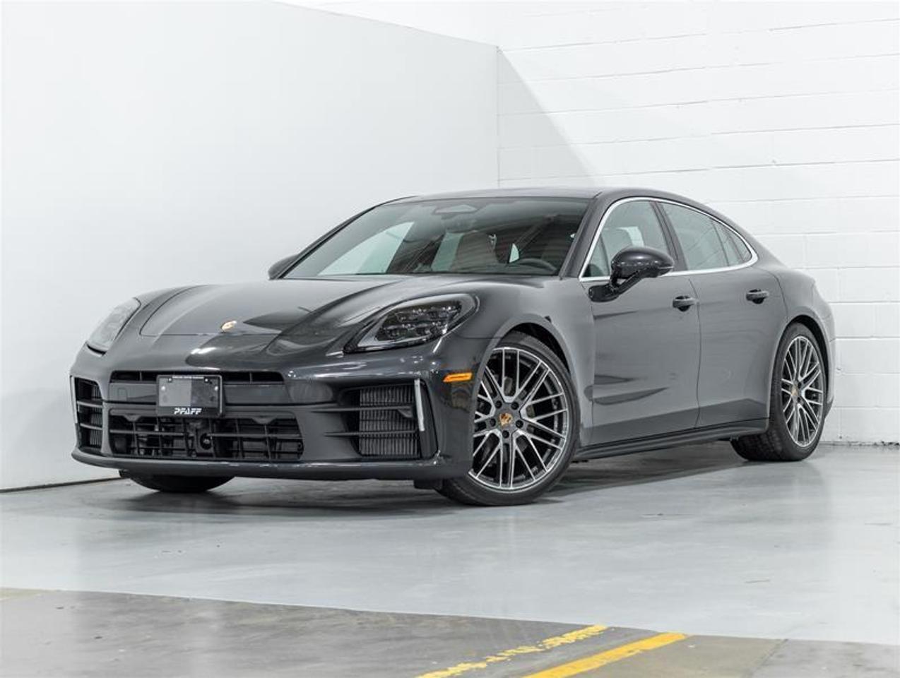 2026 Porsche Panamera  Photo0