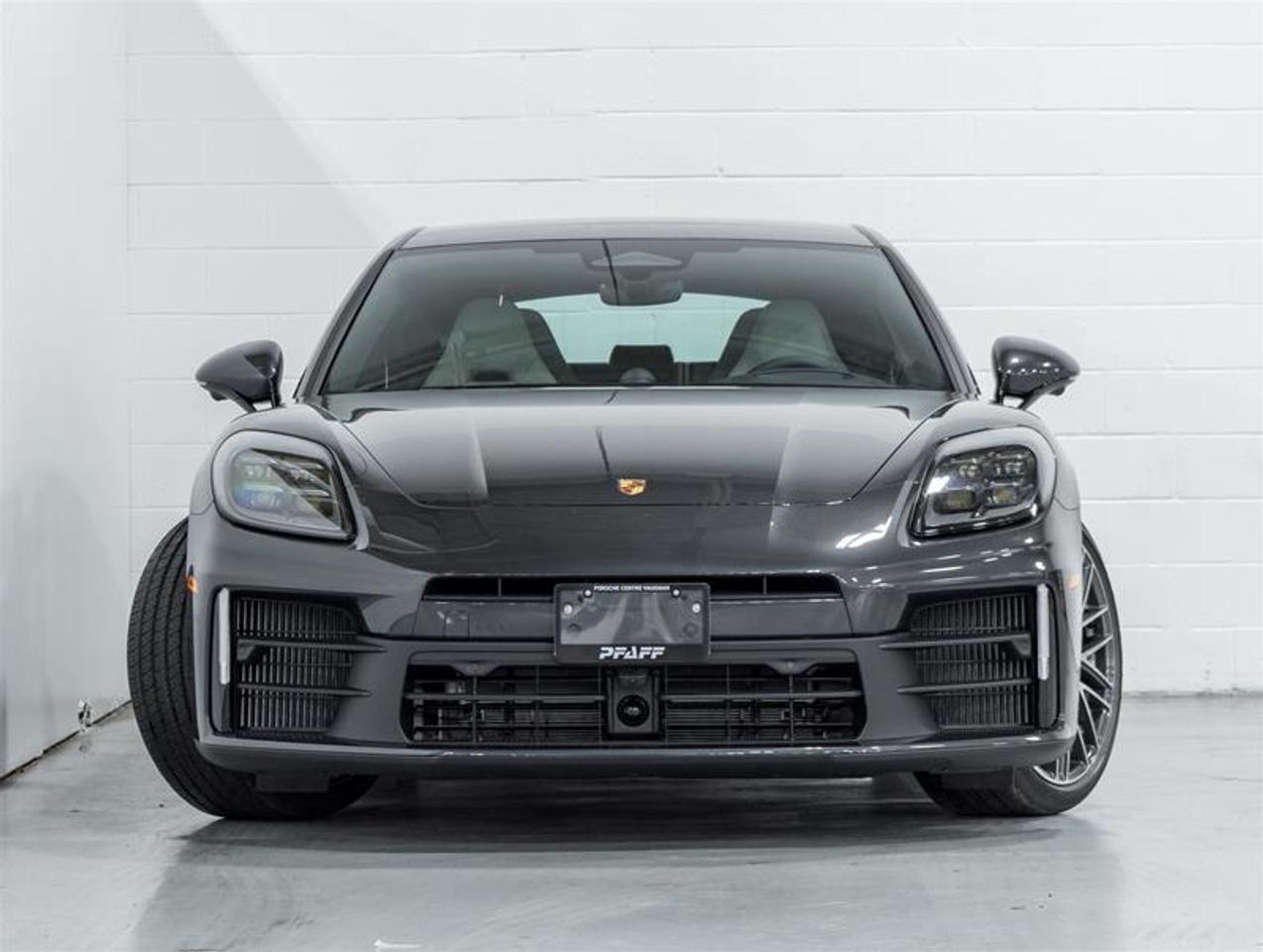 2026 Porsche Panamera  Photo