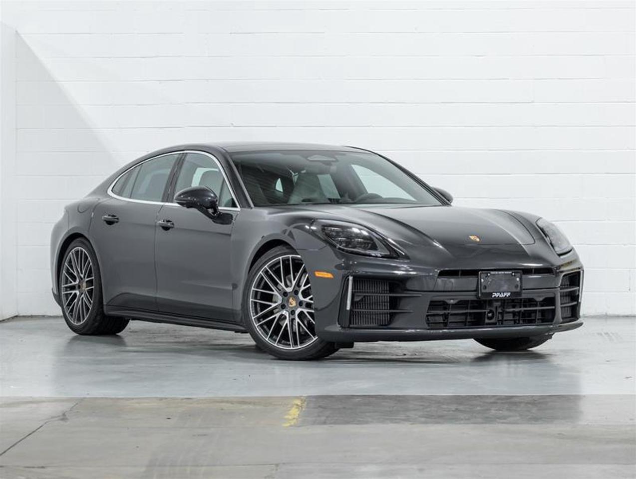2026 Porsche Panamera  Photo