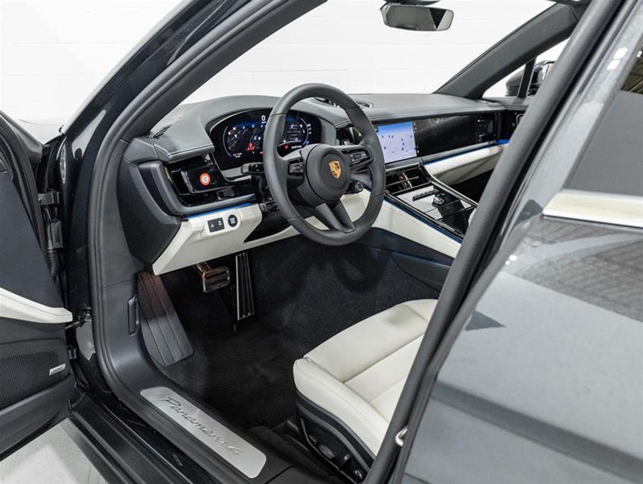 2026 Porsche Panamera  Photo