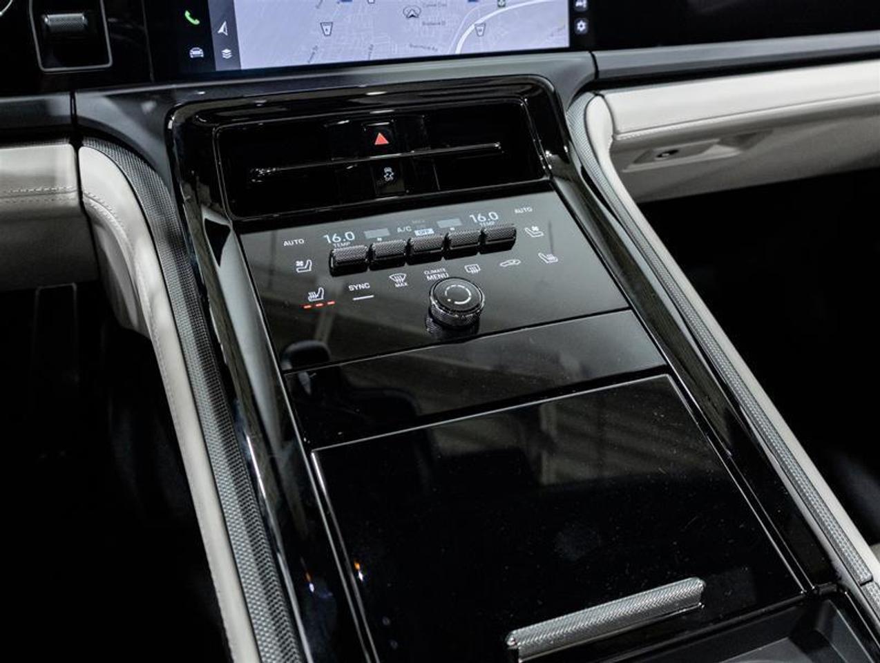 2026 Porsche Panamera  Photo