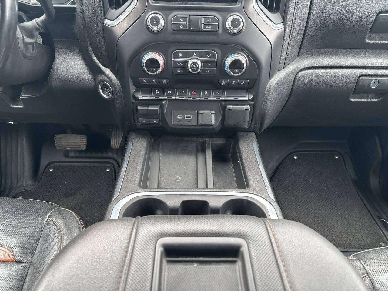 2021 GMC Sierra 1500 AT4 Photo