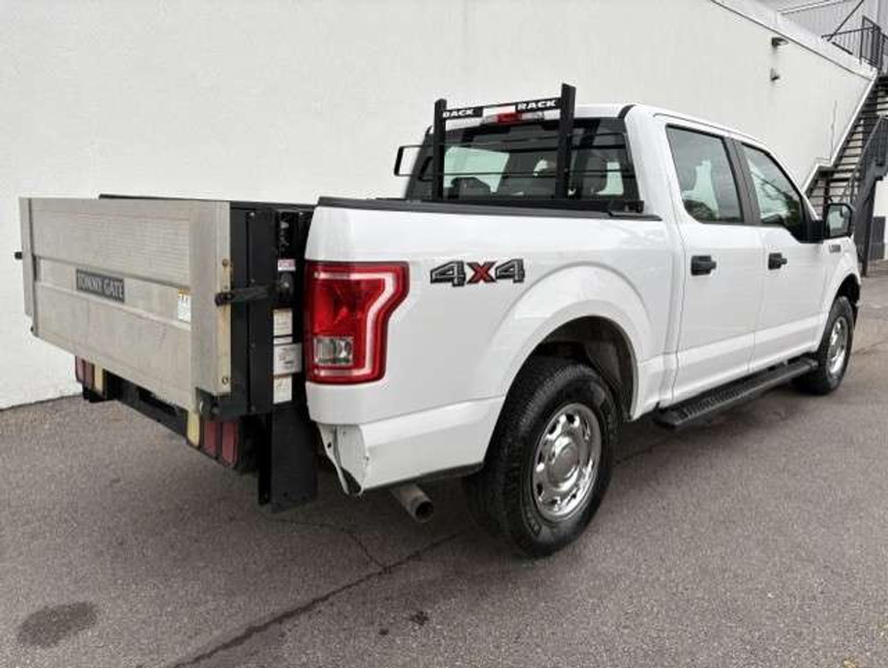 2015 Ford F-150 4WD ONLY 69KM-V8 5.0L-CREW CAB-TOMMY P/LIFTGATE Photo