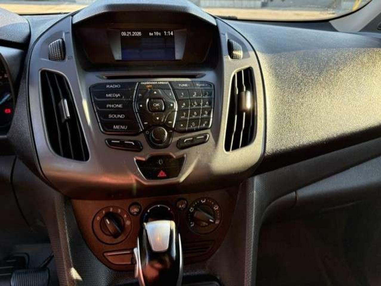 2015 Ford Transit Connect XL ONLY 65,000KM-1 OWNER-CERTIFIED-NO ACCIDENTS Photo