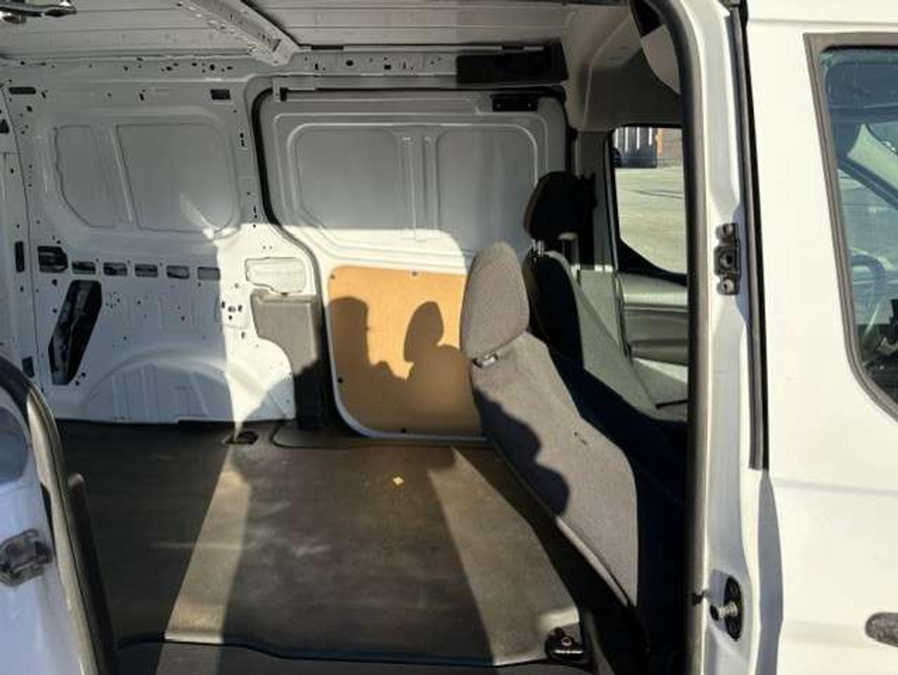 2015 Ford Transit Connect XL ONLY 65,000KM-1 OWNER-CERTIFIED-NO ACCIDENTS Photo