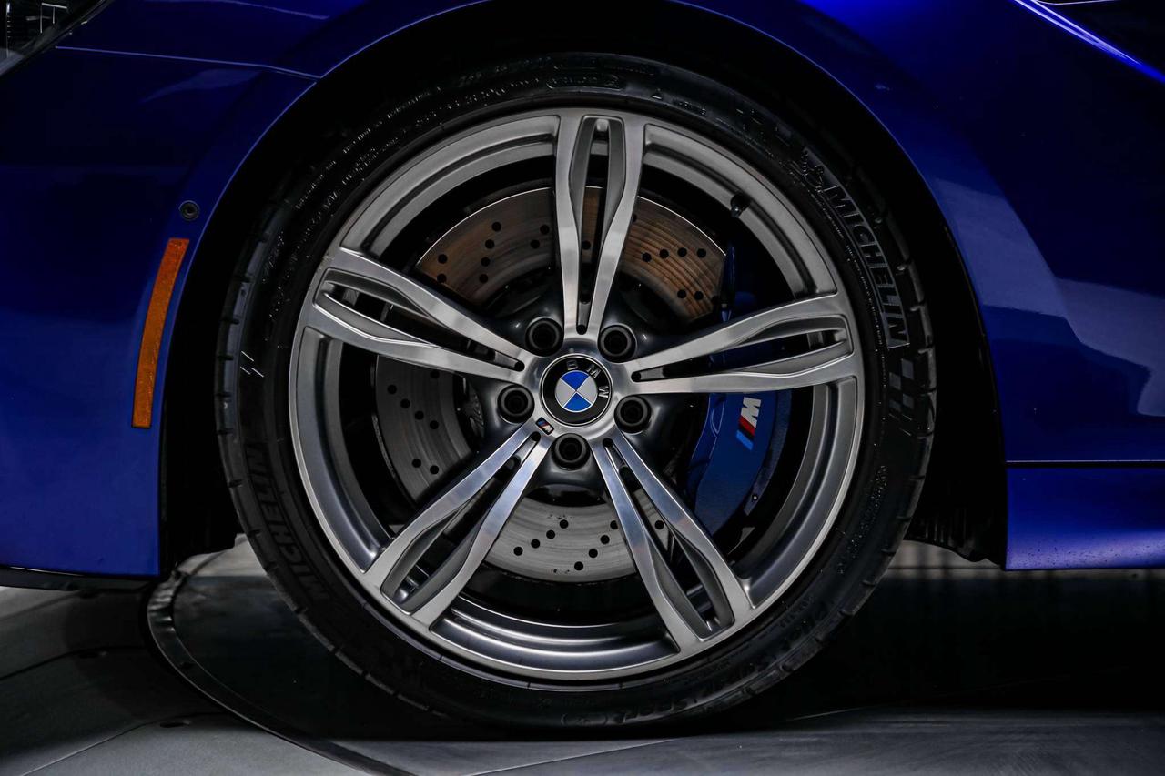 2013 BMW M6 COUPE V8 560HP CARBONROOF NOACCIDNT EXEC.PKG Photo