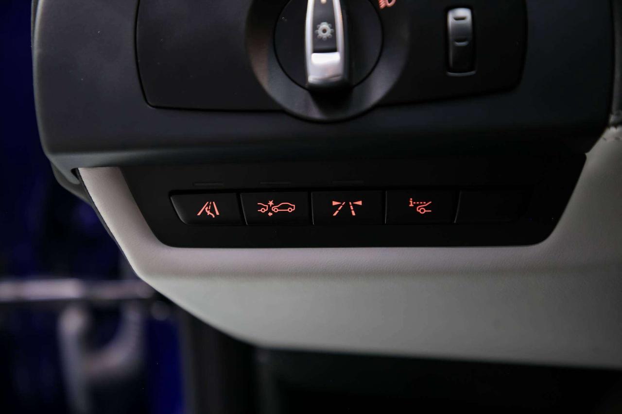 2013 BMW M6 COUPE V8 560HP CARBONROOF NOACCIDNT EXEC.PKG Photo