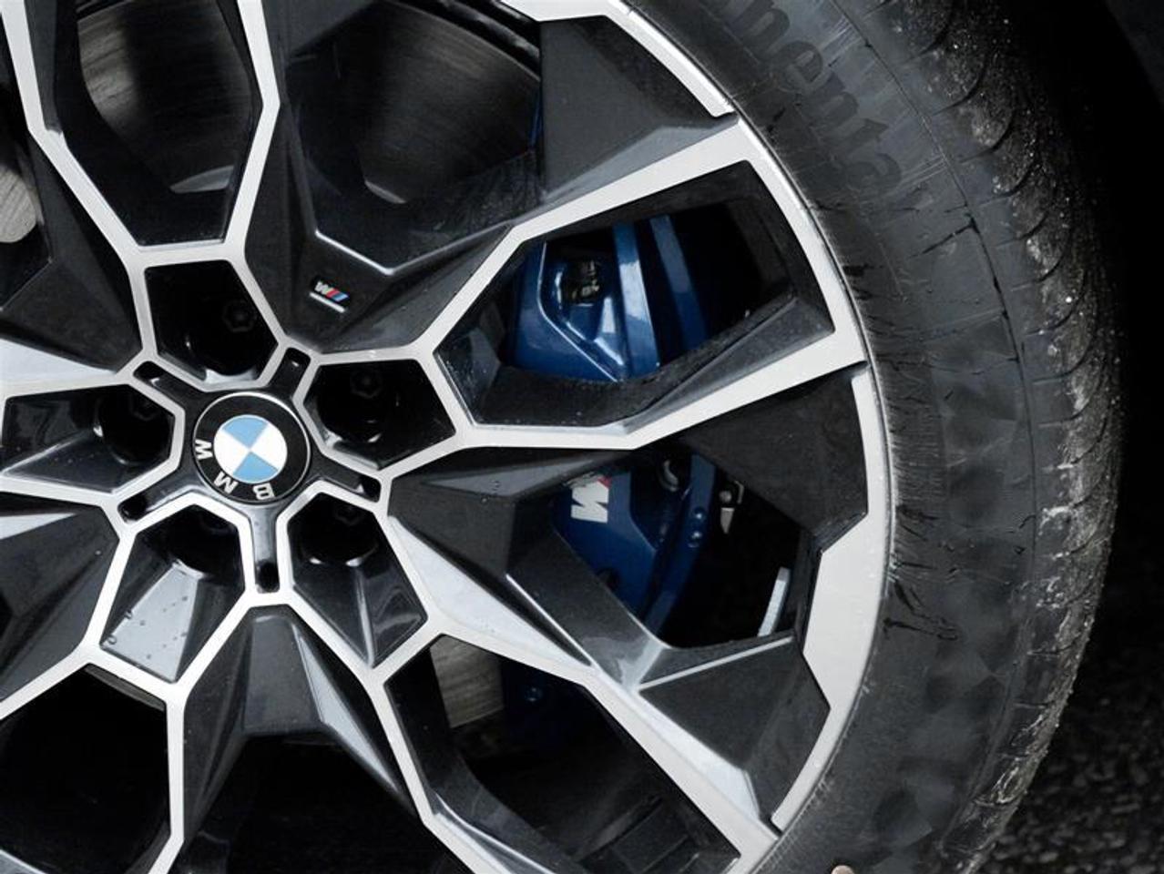 2027 BMW X7 xDrive40i 4dr All-Wheel Drive Sports Activity Vehicle Photo