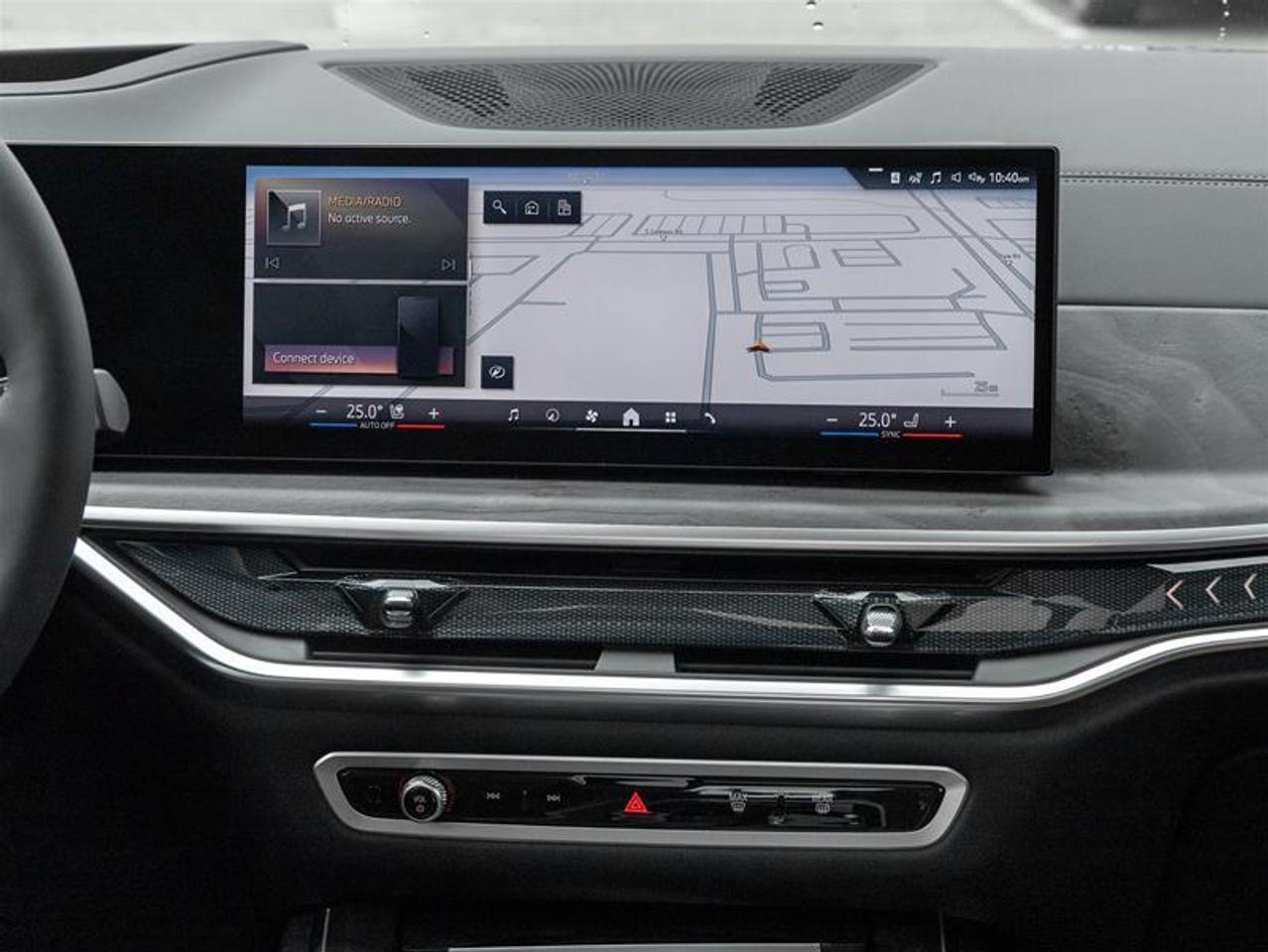 2027 BMW X7 xDrive40i 4dr All-Wheel Drive Sports Activity Vehicle Photo