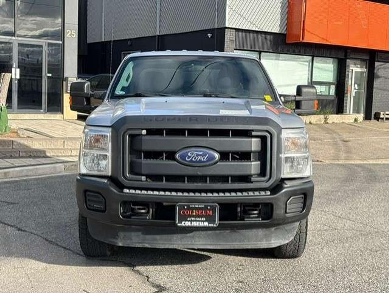 2015 Ford F-250 XLT 4X4 CREW CAB-SHORT BOX-CAP-INVERTER-SLIDE Photo