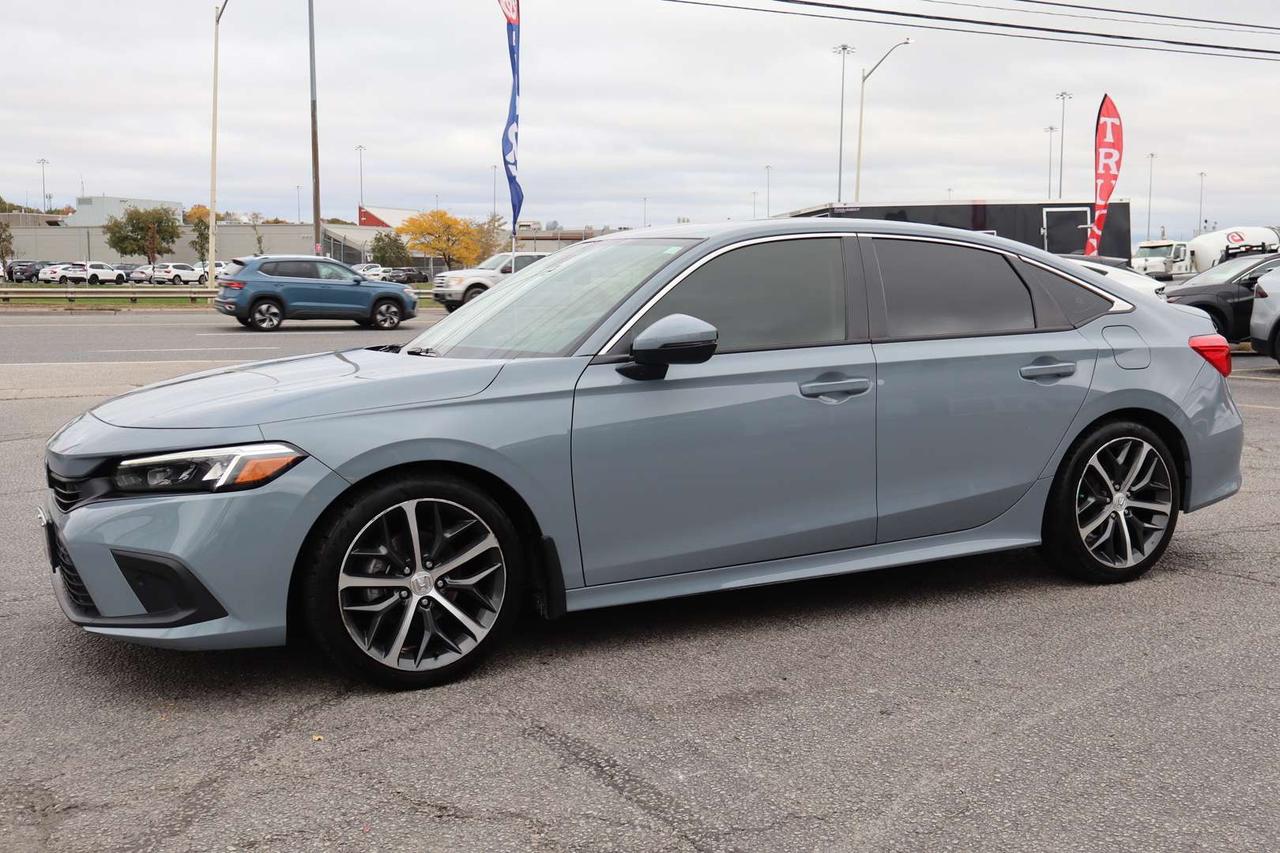 2022 Honda Civic Touring Sedan CVT Photo