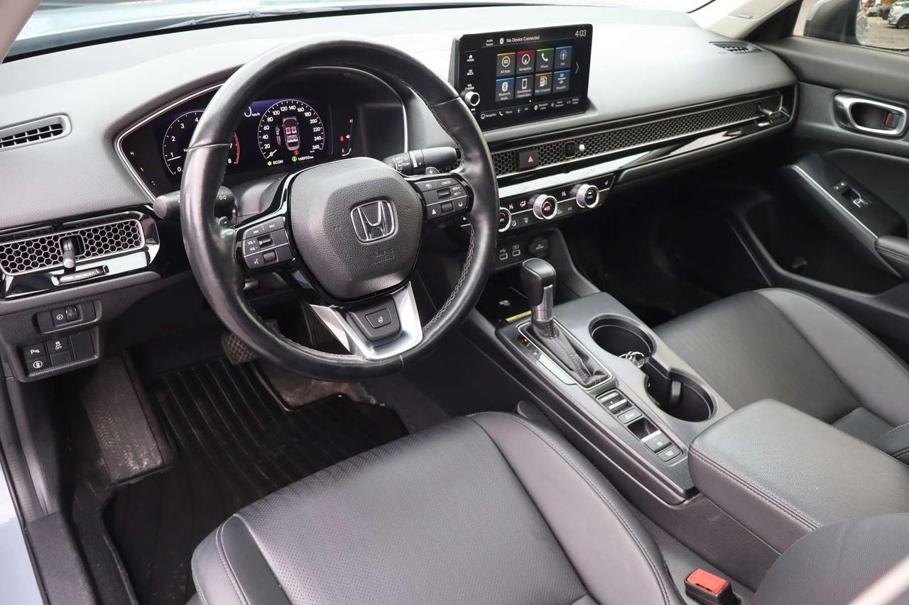 2022 Honda Civic Touring Sedan CVT Photo