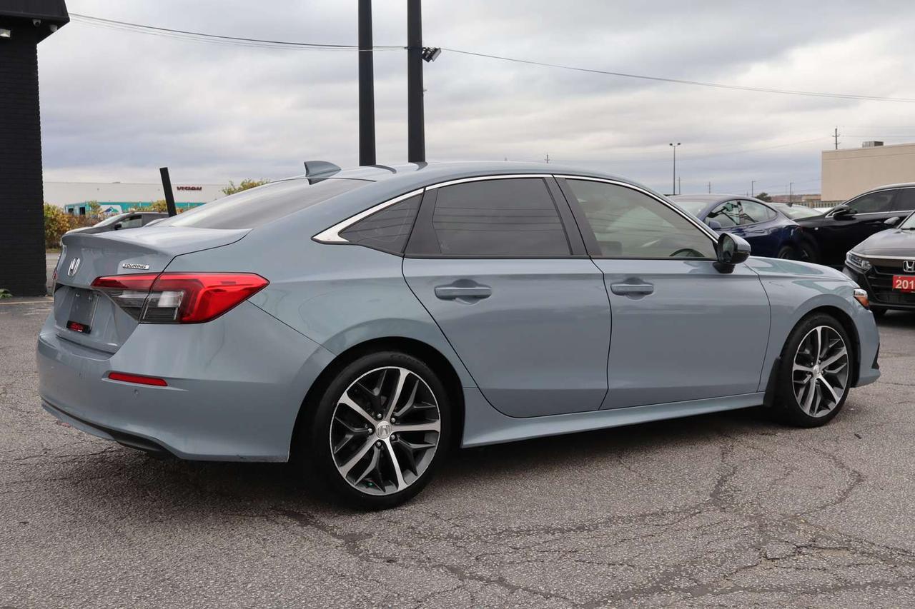 2022 Honda Civic Touring Sedan CVT Photo
