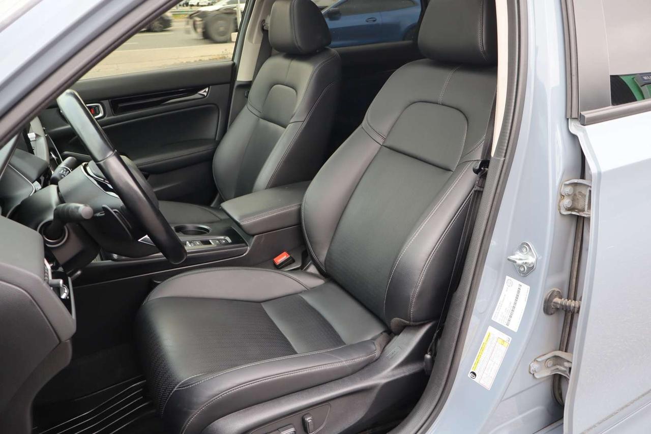 2022 Honda Civic Touring Sedan CVT Photo