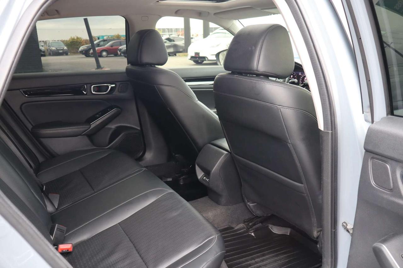 2022 Honda Civic Touring Sedan CVT Photo