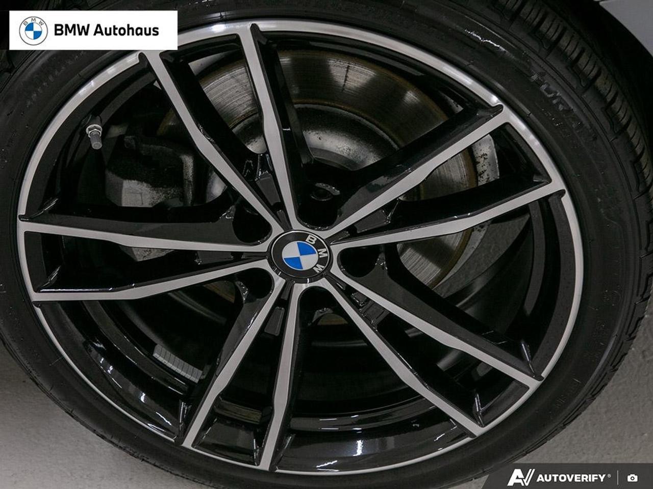 2023 BMW 3 Series 330i xDrive Sedan Photo