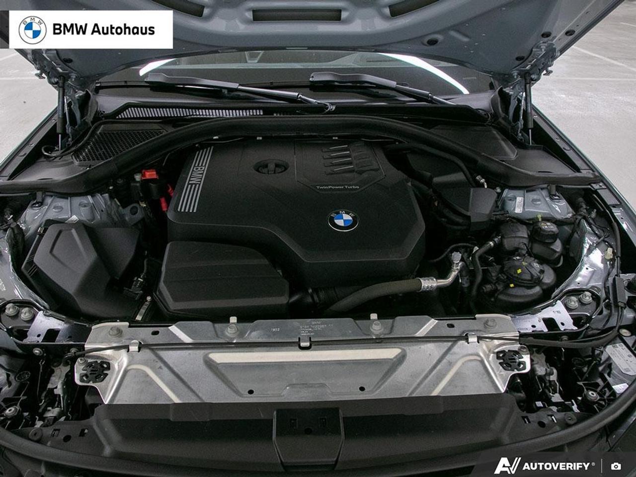 2023 BMW 3 Series 330i xDrive Sedan Photo