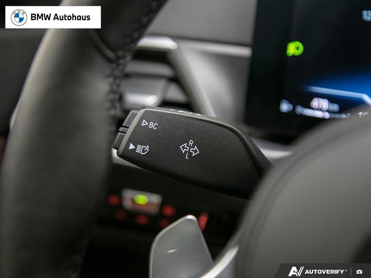2023 BMW 3 Series 330i xDrive Sedan Photo