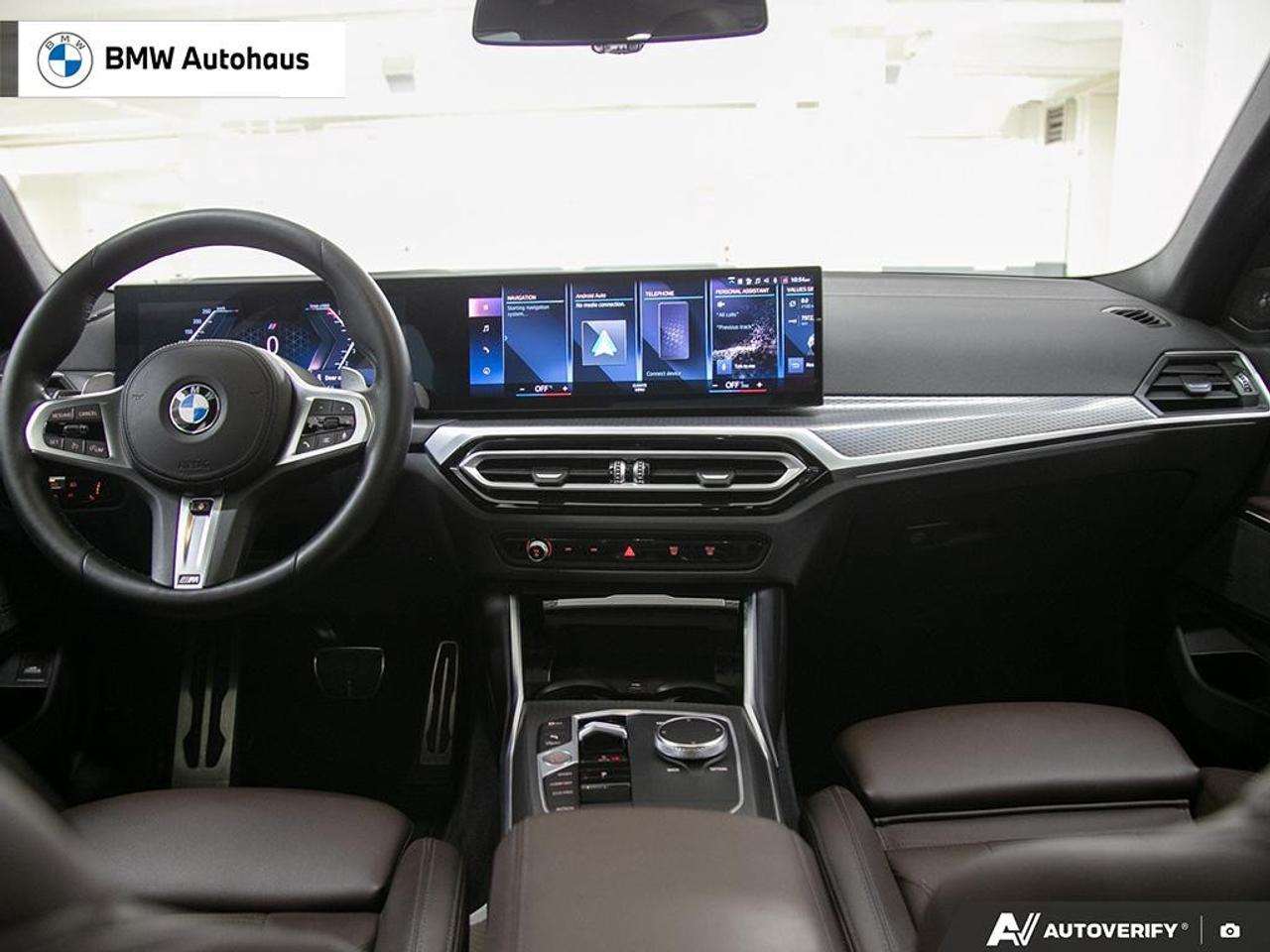 2023 BMW 3 Series 330i xDrive Sedan Photo