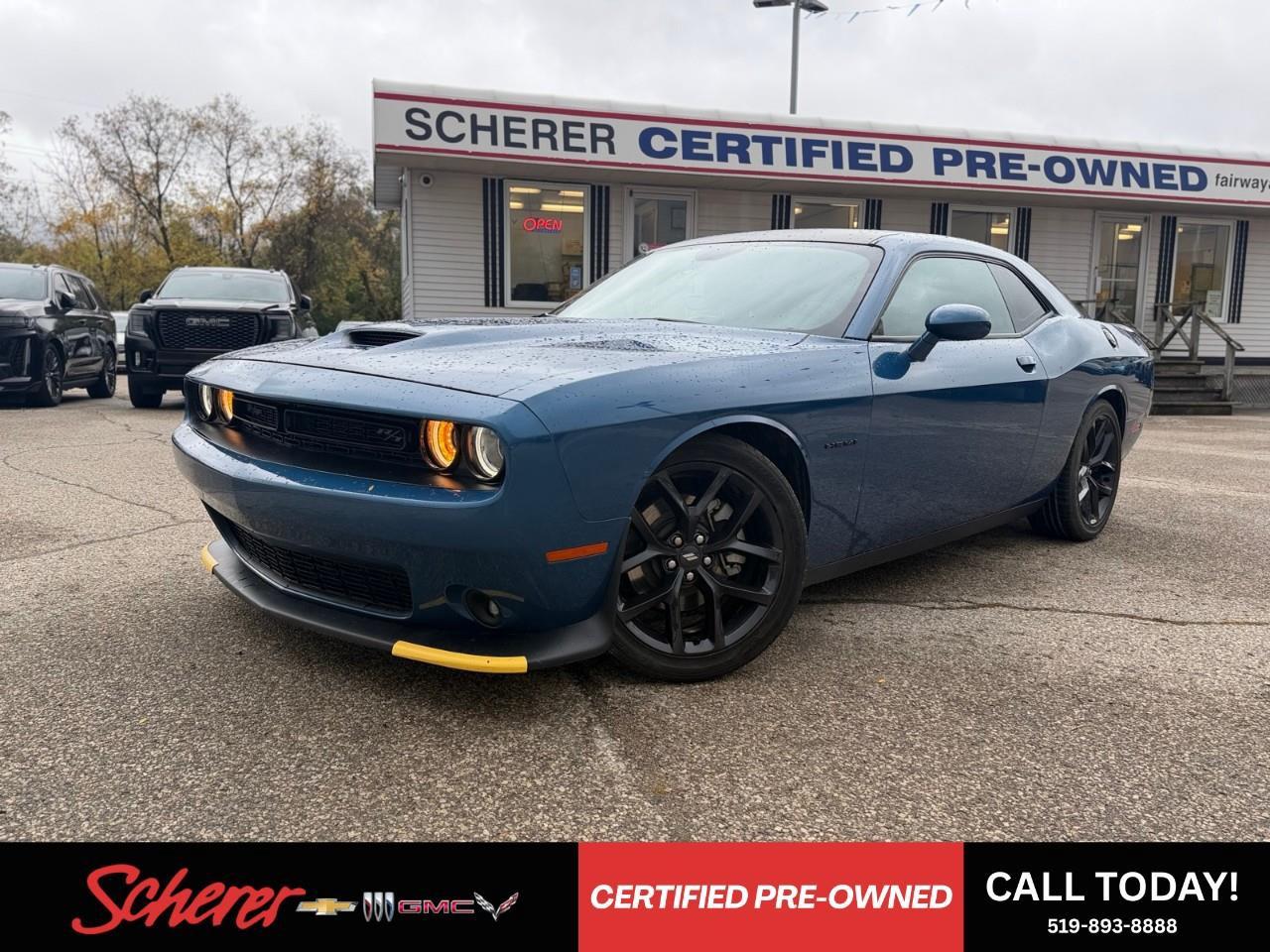 2021 Dodge Challenger R/T 2dr Rear-Wheel Drive Coupe Photo0