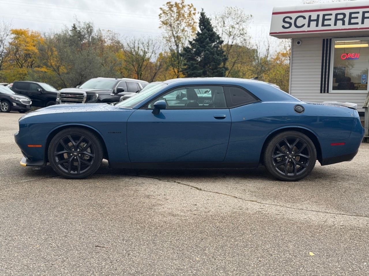 2021 Dodge Challenger R/T 2dr Rear-Wheel Drive Coupe Photo5
