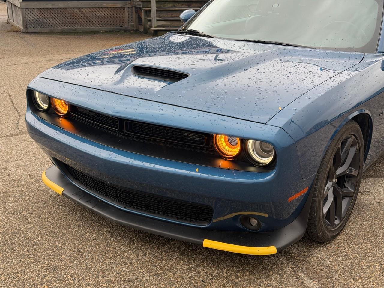 2021 Dodge Challenger R/T 2dr Rear-Wheel Drive Coupe Photo