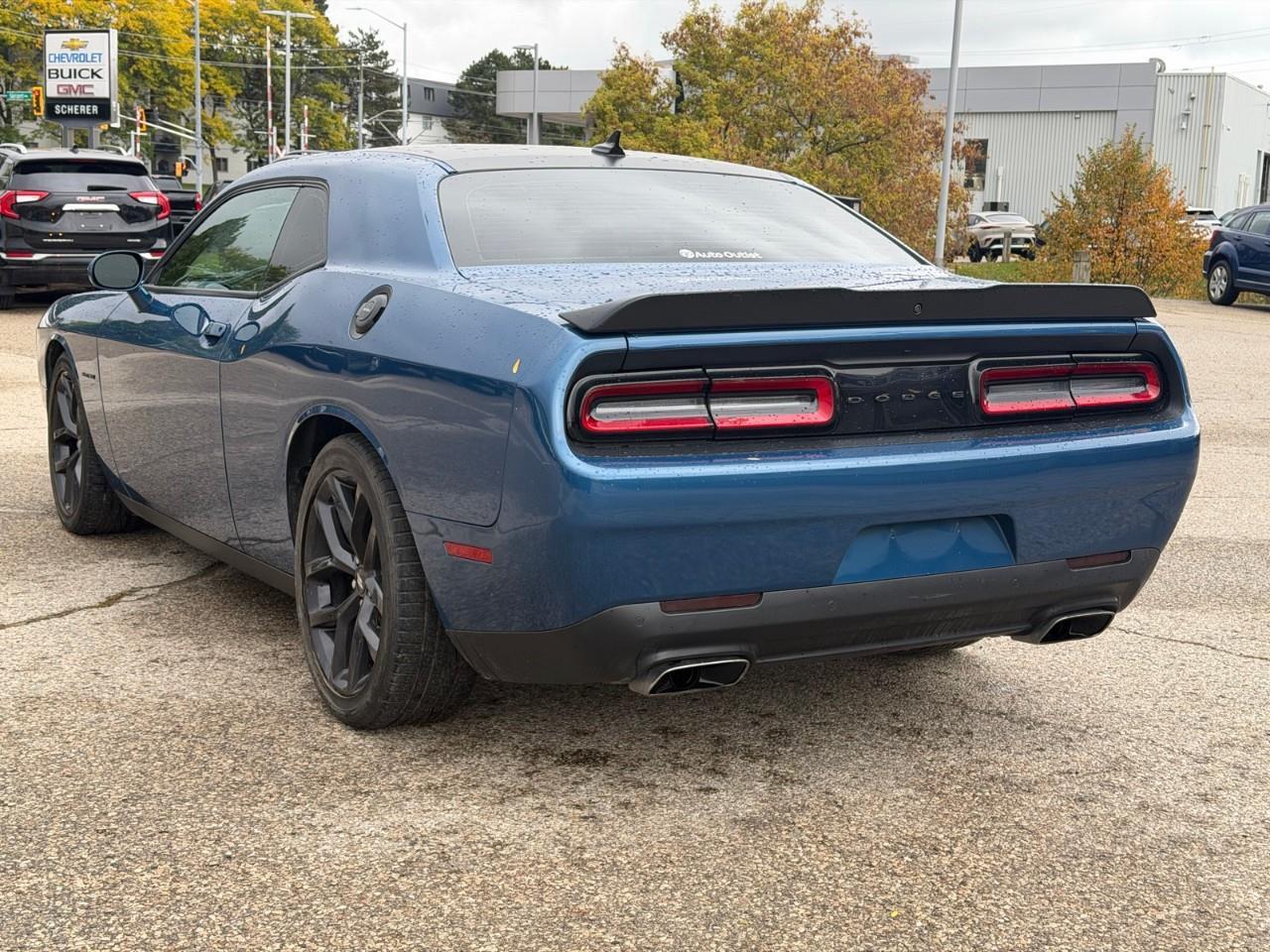 2021 Dodge Challenger R/T 2dr Rear-Wheel Drive Coupe Photo
