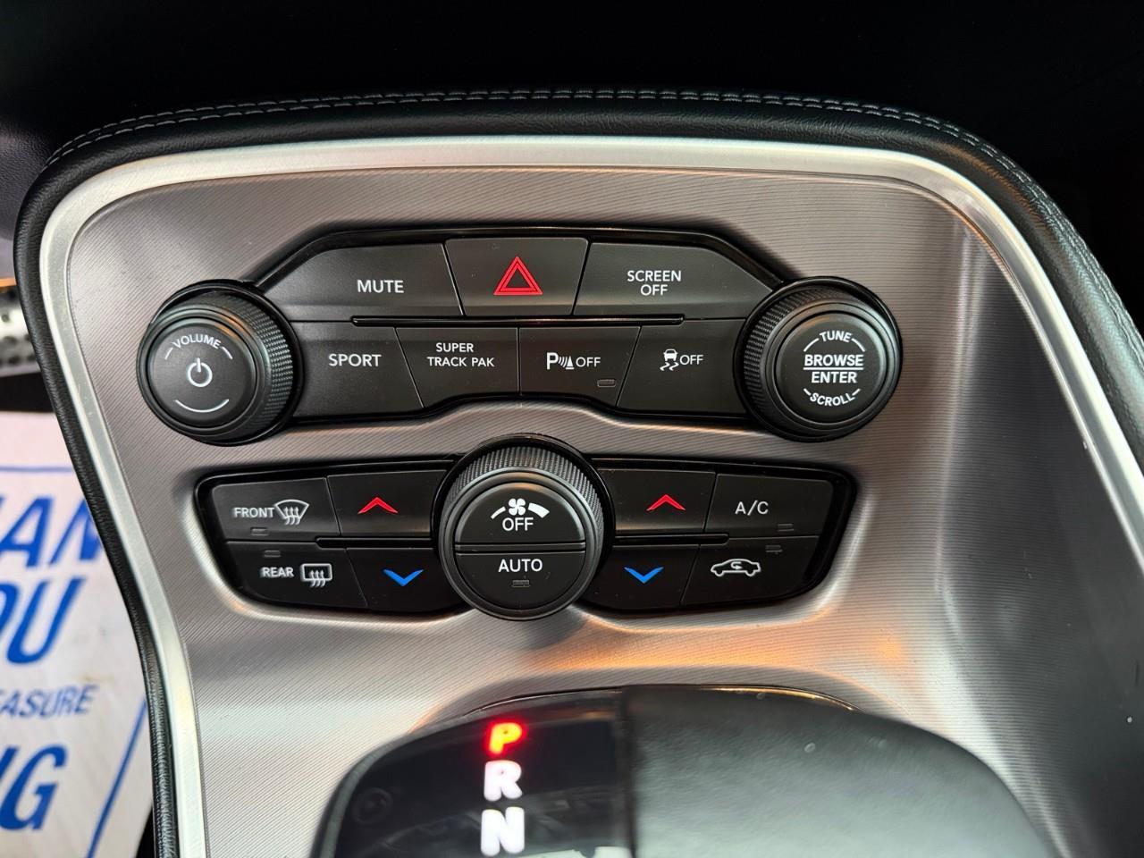 2021 Dodge Challenger R/T 2dr Rear-Wheel Drive Coupe Photo