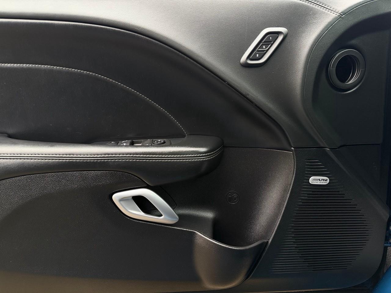 2021 Dodge Challenger R/T 2dr Rear-Wheel Drive Coupe Photo
