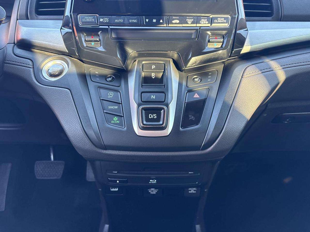 2023 Honda Odyssey EX-RES Clean Carfax/One Owner Photo
