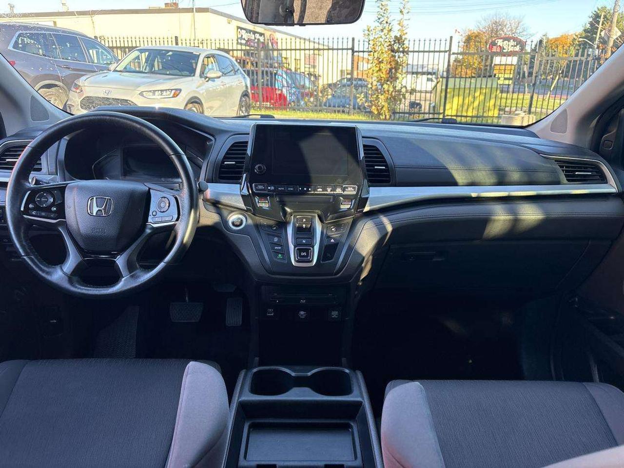 2023 Honda Odyssey EX-RES Clean Carfax/One Owner Photo