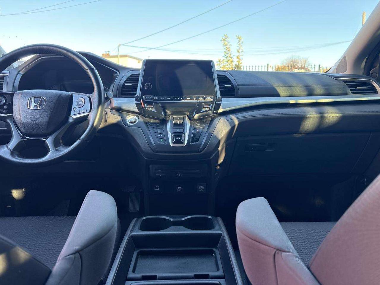 2023 Honda Odyssey EX-RES Clean Carfax/One Owner Photo